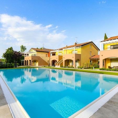 My Peschiera Family Home Deluxe Пескьера-дель-Гарда Экстерьер фото